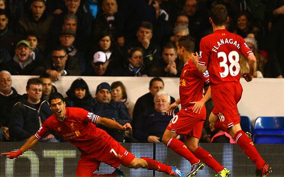 Luis Suarez Tottenham Hotspur v Liverpool - English Premier League 12152013