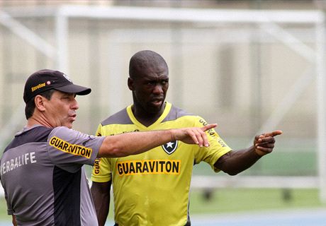 Eduardo Húngaro e apresentado como técnico do Botafogo