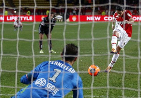 Falcao penalty miss costs Monaco