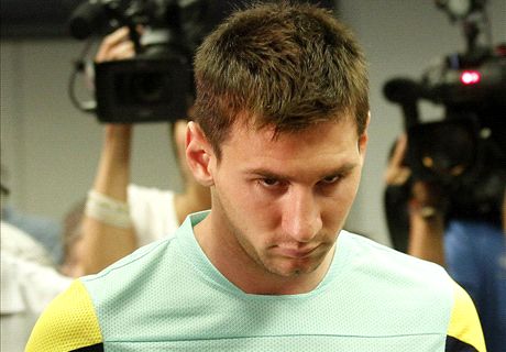 Messi vs the board: Barca's power struggle