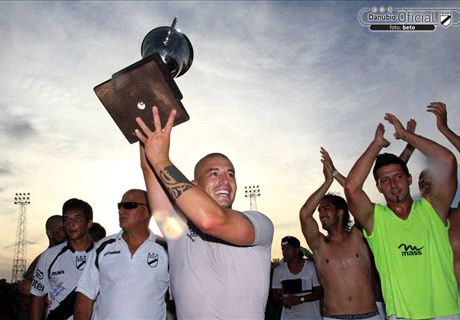 Nacional y Peñarol se pelean por Lima