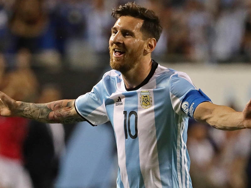 Valdano: Argentina need Messi back