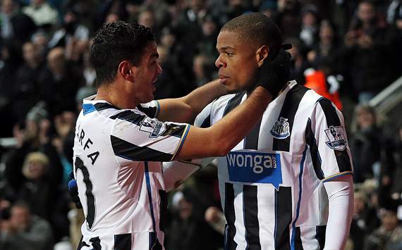 Loic Remy Hatem Ben Arfa (L) Newcastle United v Stoke City EPL 12262013