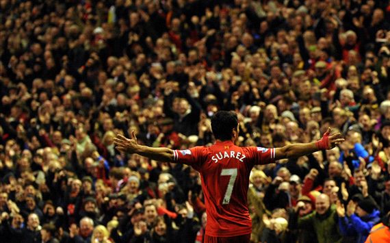 Luis Suarez  Liverpool v Hull City - EPL 01012014