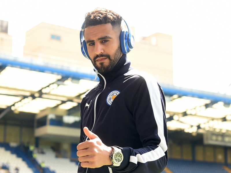 OFFICIAL: Mahrez signs new Leicester City deal