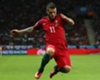 Wolfsburgs Vieirinha mit Außenbandriss