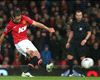 Manchester United, Chicharito contraste avec Van Persie