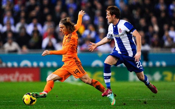 LUKA MODRIC ALEX FERNANDEZ ESPANYOL REAL MADRID LA LIGA 01122014