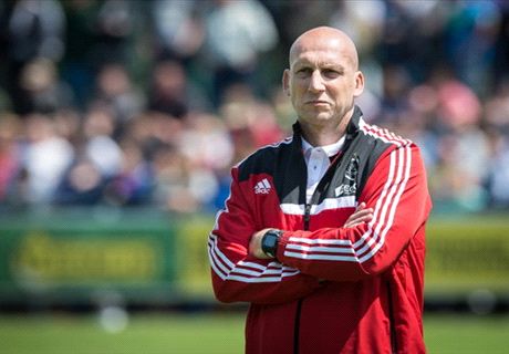 Jaap Stam 'Pulang Kampung'