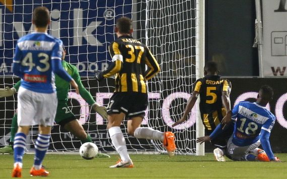 Kashia Leerdam Fernandez PEC Zwolle Vitesse Eredivisie 01182014