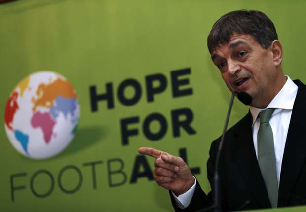 Champagne: I don't think I can beat Blatter for Fifa presidency