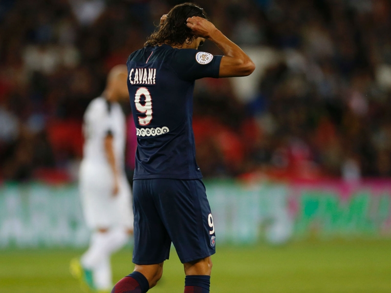 Emery not worried by goal-shy Cavani