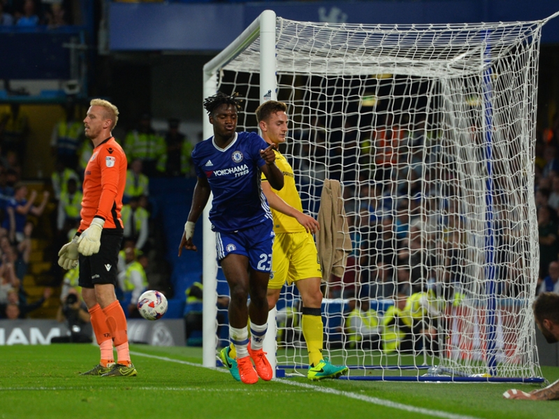 Chelsea, Batshuayi (déjà) proche de la sortie