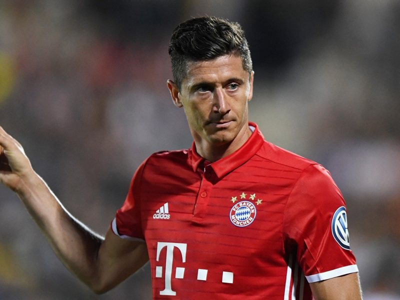Aubameyang warns Lewandowski: The race has started!