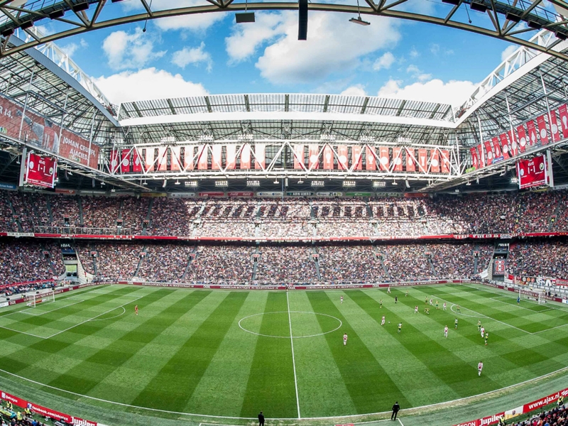 L'Amsterdam ArenA si rifà il look: nuovo volto per lo stadio dell'Ajax