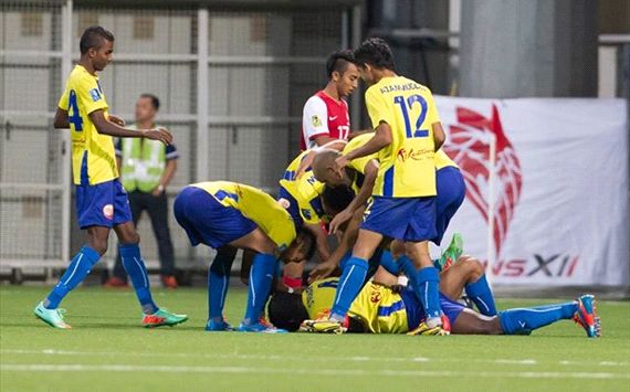 Pahang celebrate LionsXII Pahang FA Cup 02022014 2