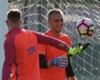 Marc-Andre Ter Stegen Cedera, Barcelona Andalkan Jasper Cillessen