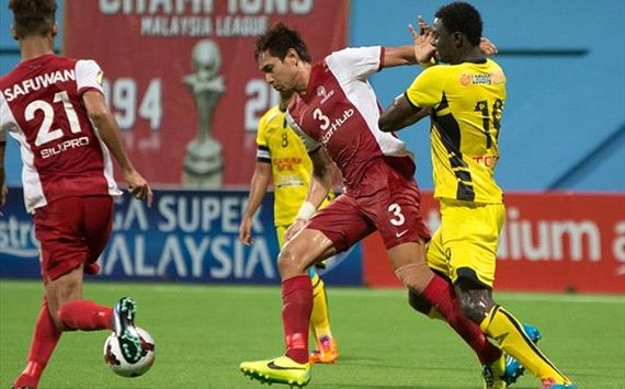 Afiq Yunos Mamadou Barry LionsXII Terengganu MSL 08022014