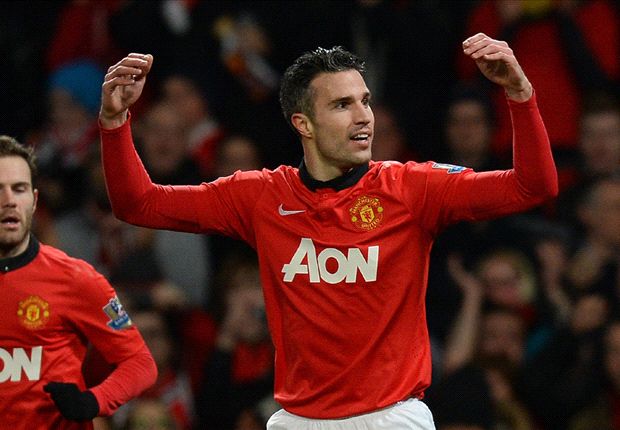 Persie tak jadi kandidat penerus Vidic.