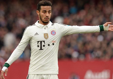 Thiago Alcántara dirige y Jonathan Soriano ejecuta en nuestros españoles por el mundo