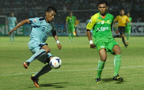 Persela Lamongan vs Persebaya Surabaya - Indonesia Super League 2014 10022014