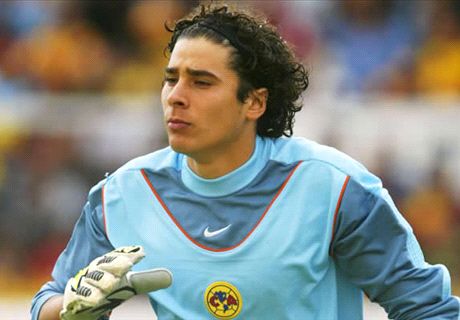 AC Milan want Ajaccio goalkeeper Ochoa, claims agent