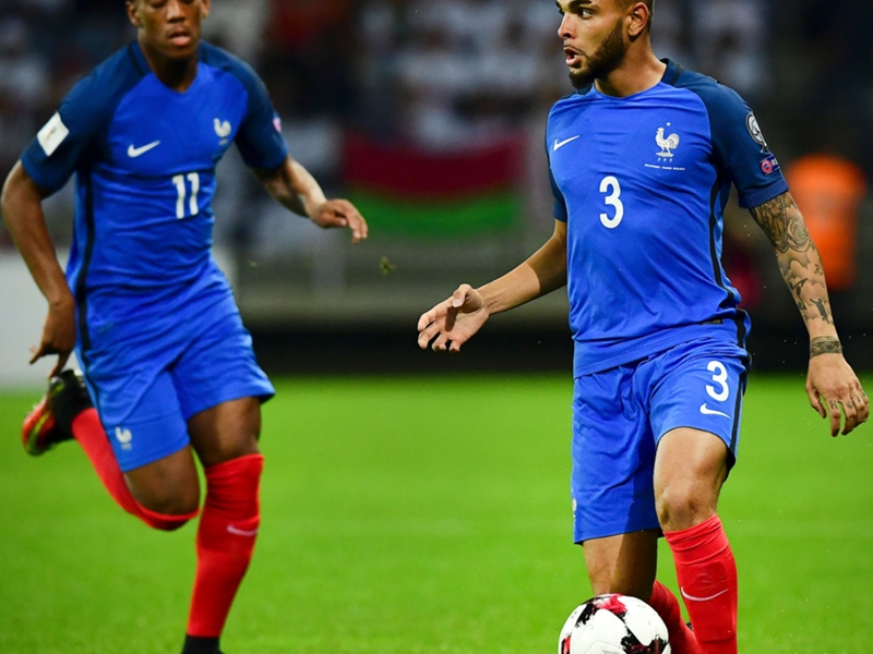 Chez les Bleus, Layvin Kurzawa n'a pas le même rôle qu'au PSG