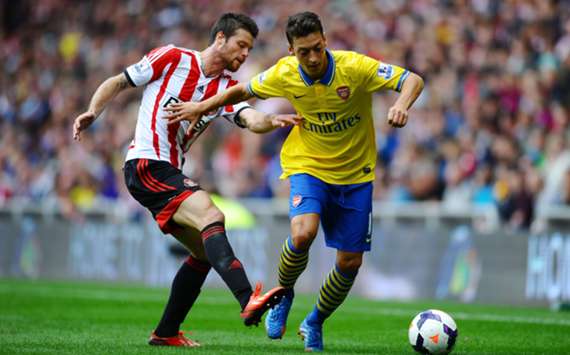 Arsenal midfielder Mesut Ozil