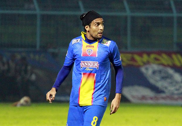 Gustavo Lopez dipastikan absen memperkuat Arema Cronus melawan Selangor FA di Piala AFC