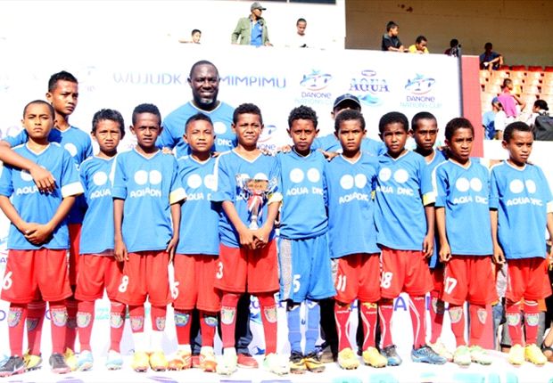 SSB Batik A merayakan kemenangan
