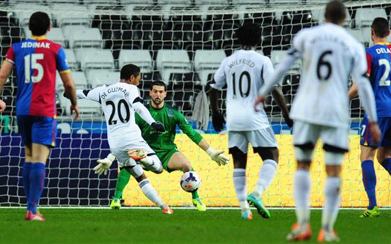 Jonathan de Guzman Swansea City v Crystal Palace 02032014