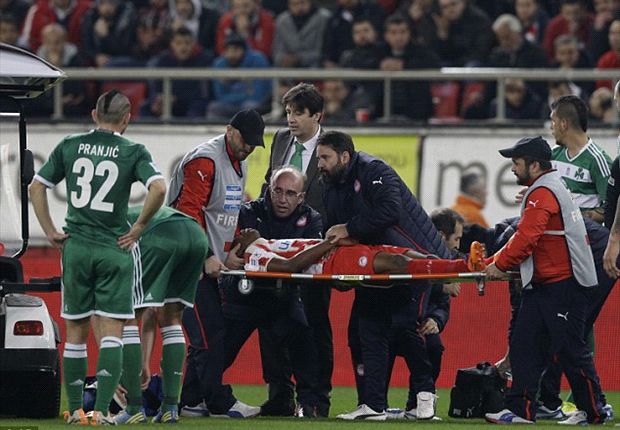 Olaitan collapses during Athens derby