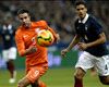 Van Persie steekt Strootman hart onder de riem