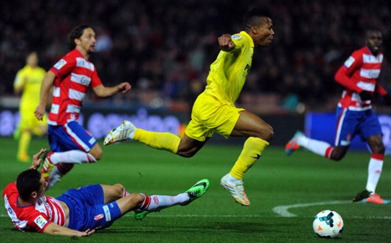 Alexandre Coeff tackles Uche