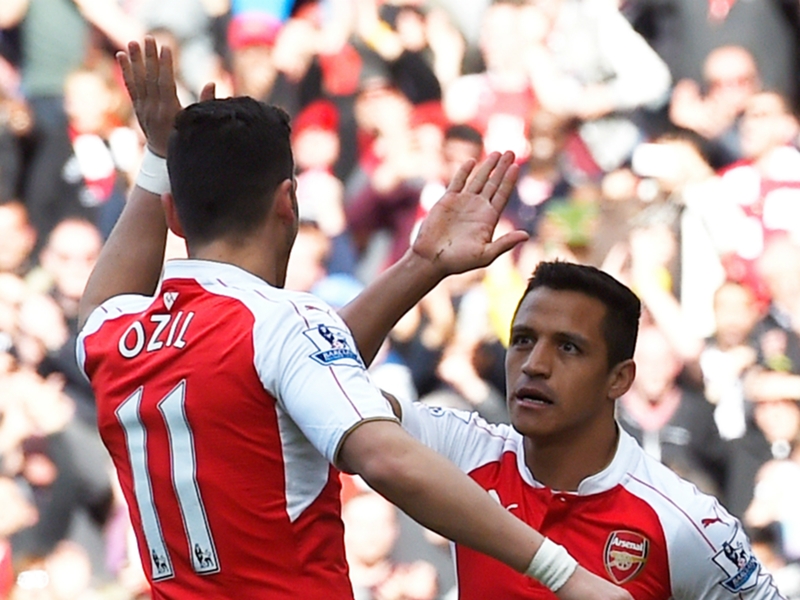 Arsenal, Wenger : "Sanchez et Suarez sont au même niveau"