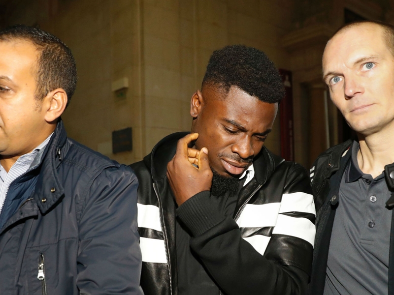 Le PSG et Aurier réagissent à la condamnation de défenseur