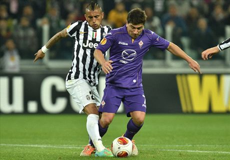 My knee hurts a lot, reveals Vidal
