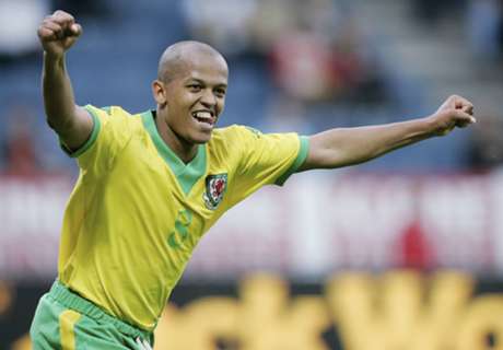 Transferts, Earnshaw à l’essai à Vancouver