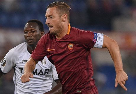 Totti in fine form as Roma rout Astra