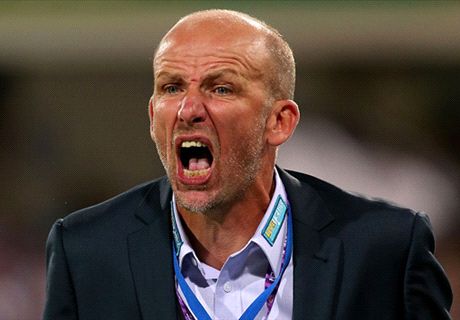 Lowe defends Sydney Olympic no-show