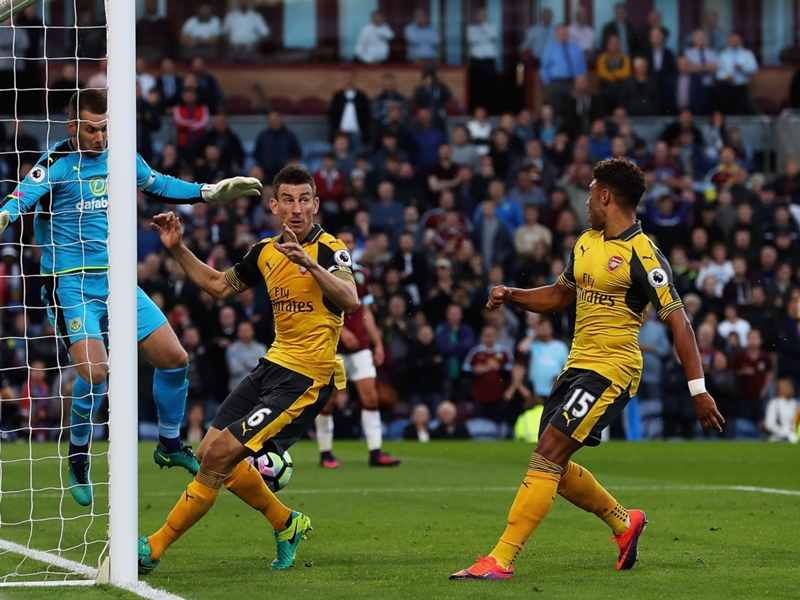 Burnley-Arsenal (0-1), Arsenal s'impose sur le gong