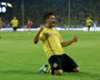Gündogan rempile à Dortmund