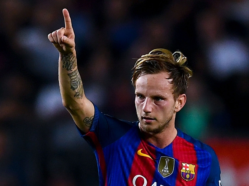 RUMEUR - Le Real Madrid aurait tenté d'arracher Rakitic au Barça