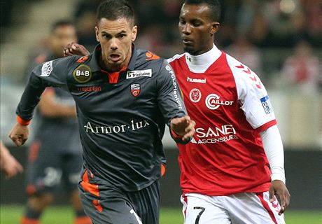Lorient, Aliadière annonce son départ