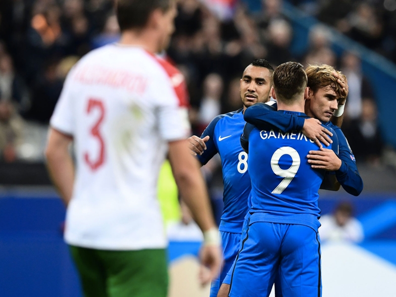 Hubtchev, Griezmann, Lloris, Kurzawa, Sagna : les réactions après France-Bulgarie