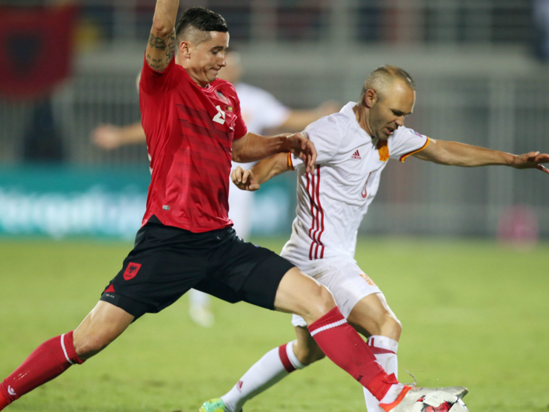 Albanie - Espagne 0-2, la Roja sans forcer