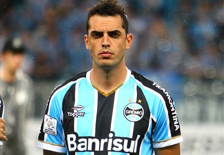 Inter Belum Tawar Rhodolfo
