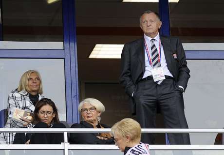 Ligue 1, Aulas ne veut pas recruter