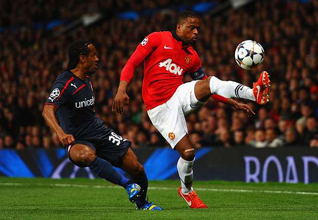 Van Gaal wants Evra to stay at Manchester United