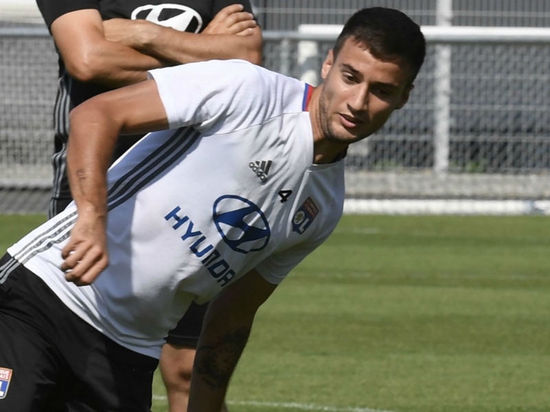 RUMEUR - OL, Mammana surveillé par le Barça ?